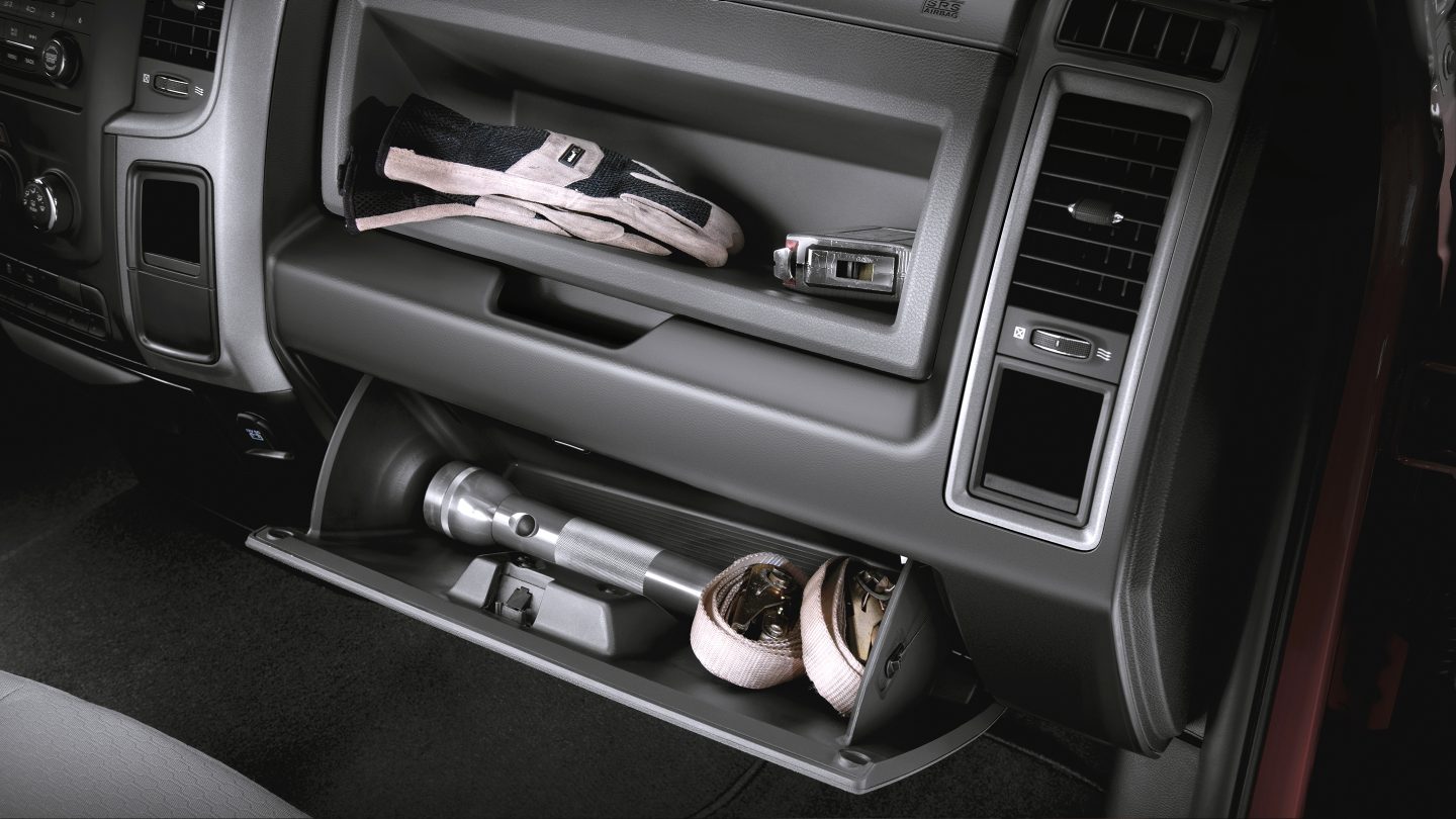 2018 RAM 3500 Interior