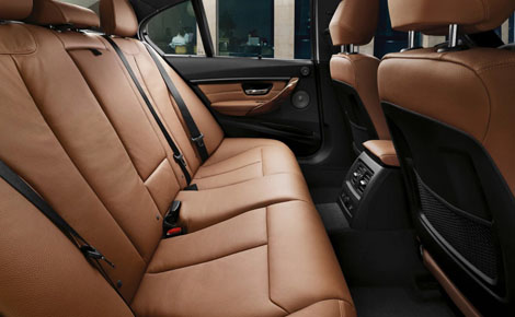 2018 BMW 3 Series Interior Gallery Image