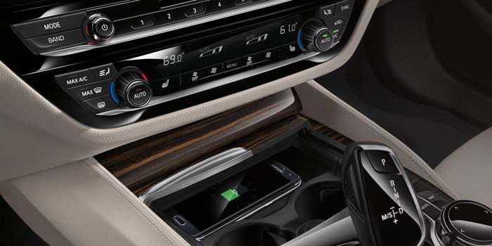 New 2018 BMW 5 Series WIRELESS CHARGING AND WIFI HOTSPOT New 2018 BMW 5 Series WIRELESS CHARGING AND WIFI HOTSPOT