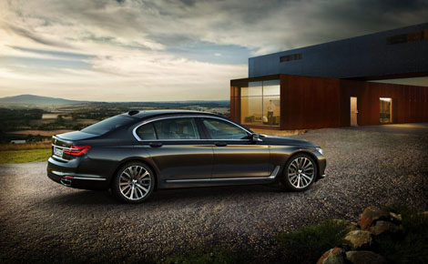 2018 BMW 7 Series Exterior Gallery Image
