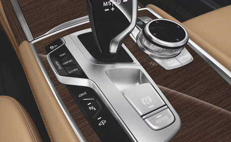 2018 BMW 7 Series Interior Gallery Image