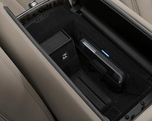 2018 BMW 7 Series WIRELESS CHARGING AND WIFI HOTSPOT