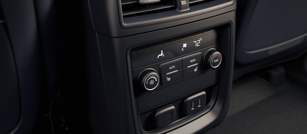 2018 Buick Envision Interior Gallery