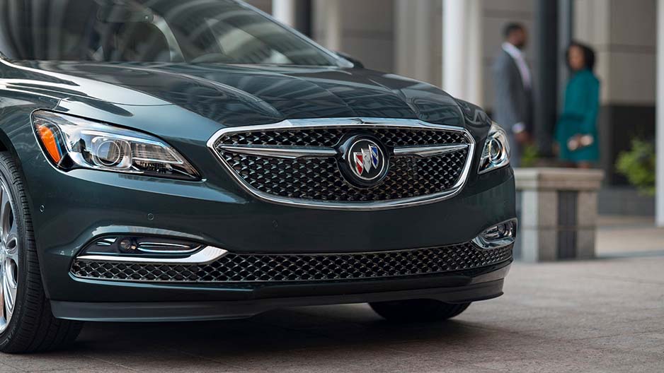 2018 Buick Lacrosse DISTINGUISHED EXTERIOR