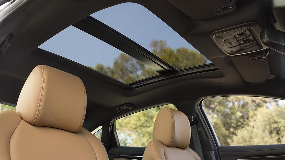 2018 Buick Lacrosse PANORAMIC MOONROOF