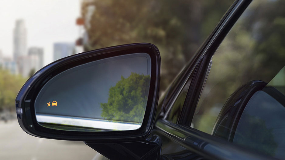 2018 Buick Lacrosse LANE CHANGE ALERT WITH SIDE BLIND ZONE ALERT