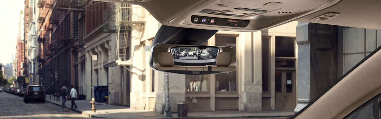 2018 Cadillac XT5 CROSSOVER interior gallery rearview mirror