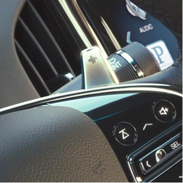 2018 Cadillac ATS-V Sedan Magnesium Paddle Shifters
