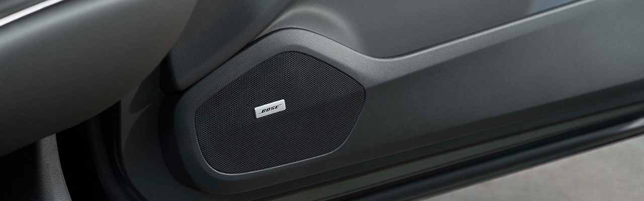 2018 Cadillac ATS-V Sedan interior bose stereo