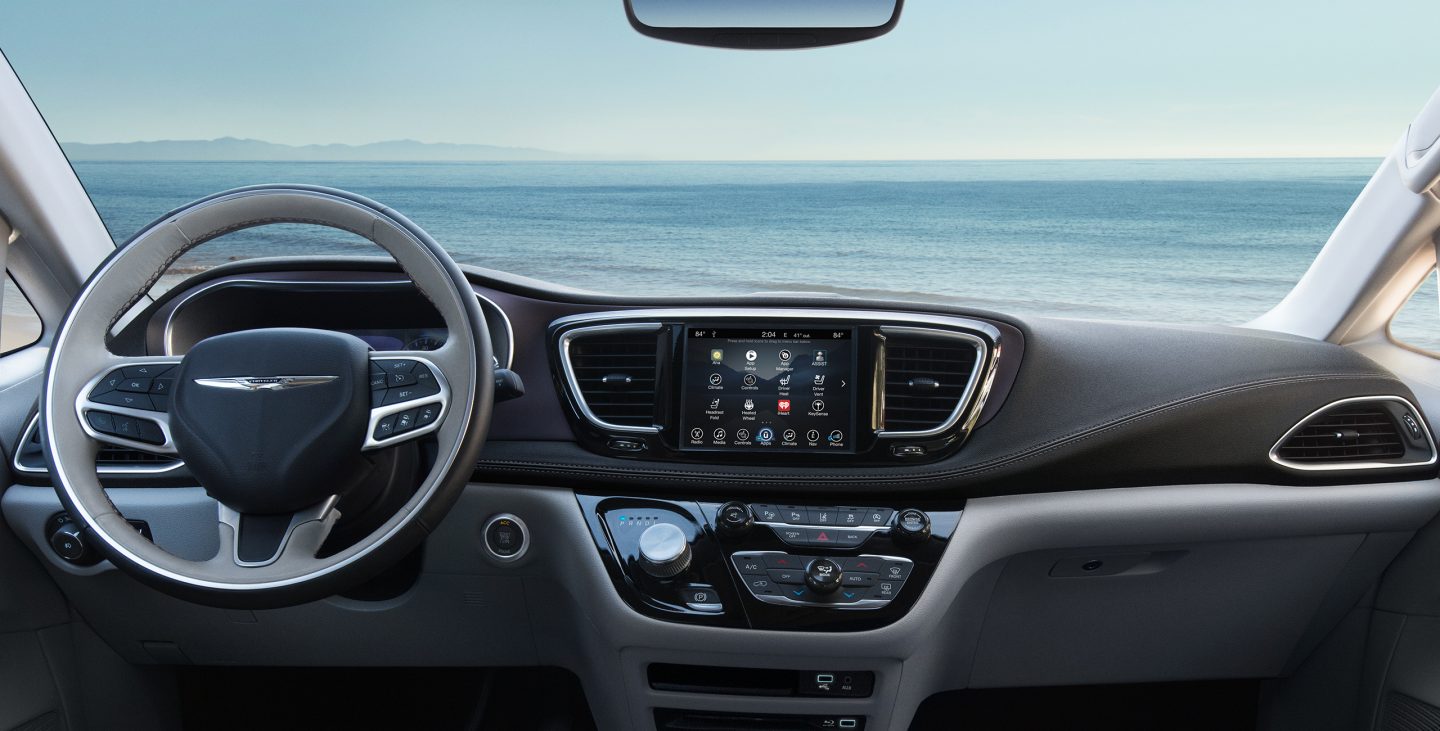 2018 Chrysler Pacifica Limited Interior Gallery Image