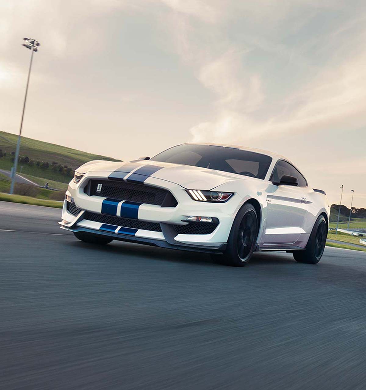 2018 Ford Mustang Exterior Gallery Image