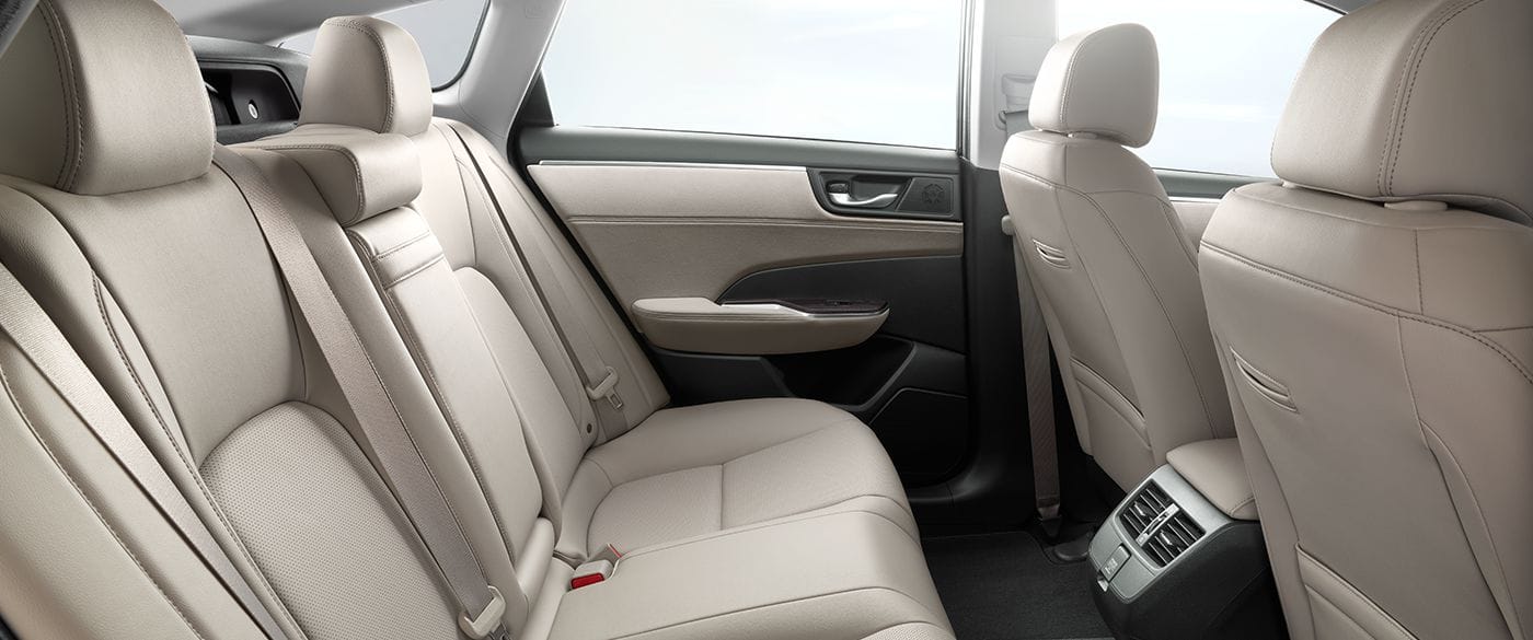 2018 Honda Clarity Plug-In Hybrid Interior Gallery Image