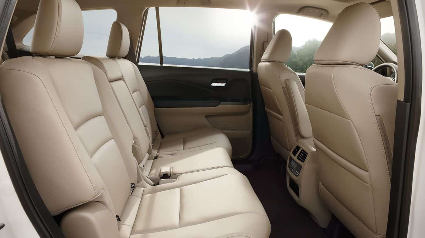 2018 Honda Pilot Interior Gallery Image