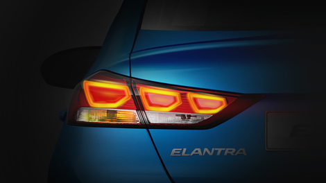 2018 Hyundai Elantra LED REAR COMBINATION LAMPS