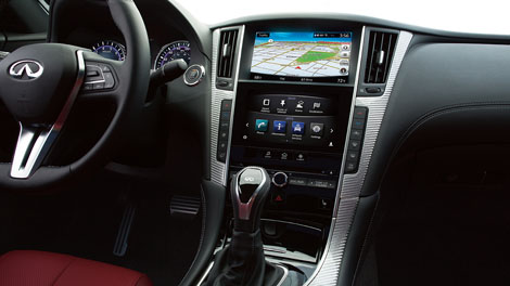 2018 Infiniti Q60 Interior Gallery Image