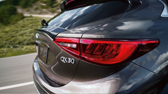 2018 Infiniti QX30 Exterior Gallery Image