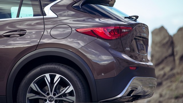 2018 Infiniti QX30 Exterior Gallery Image