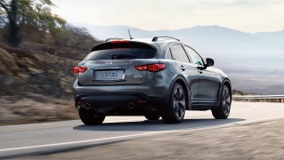 2018 Infiniti QX70 Exterior Gallery Image