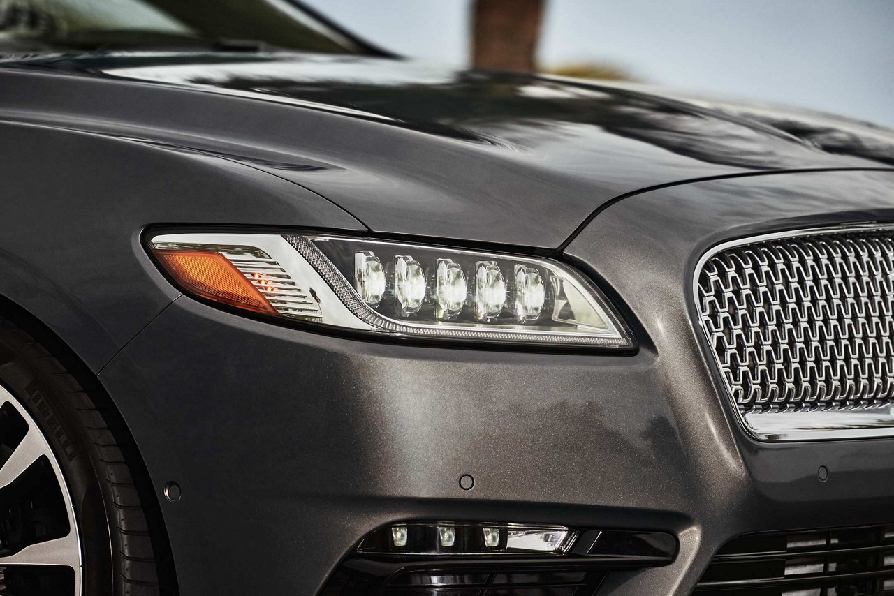2018 Lincoln Continental Exterior Gallery Image