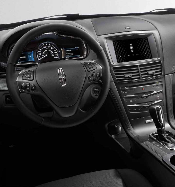 2018 Lincoln MKT Interior Gallery Image
