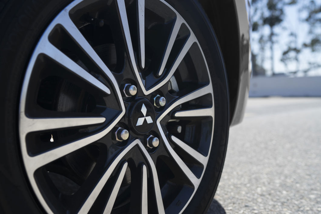 2018 Mitsubishi Mirage Gallery Image