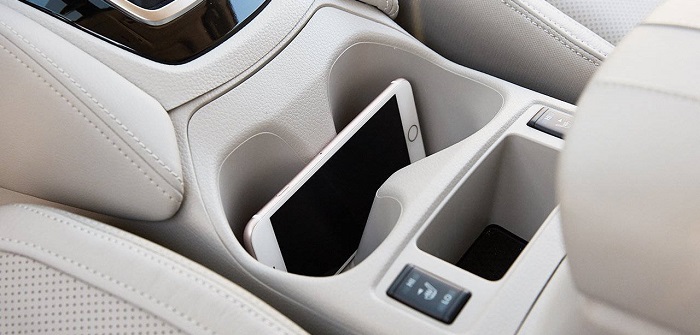 New 2018 Nissan Rogue Sport DOG BONE-SHAPED CUP HOLDER New 2018 Nissan Rogue Sport DOG BONE-SHAPED CUP HOLDER