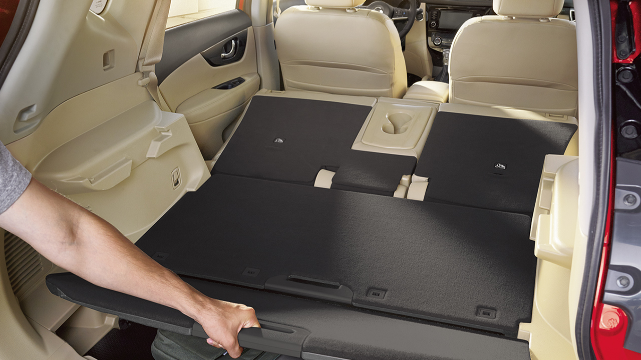 2018 Nissan Rogue Interior Gallery Image