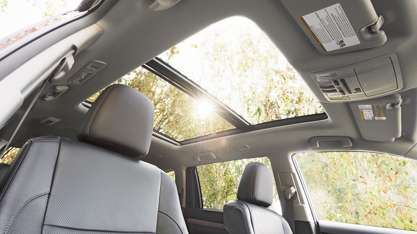 2018 Toyota Highlander Interior Gallery Image