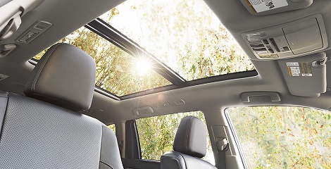 2018 Toyota Highlander PANORAMIC MOONROOF