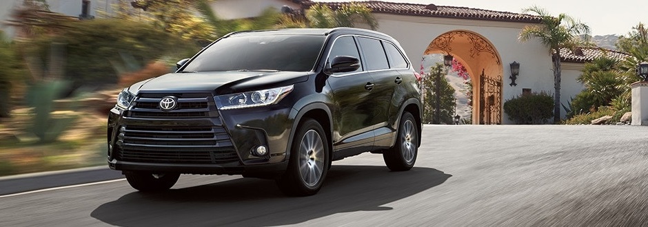 New 2018 Toyota Highlander at (dealership-name) in (dealership-city)