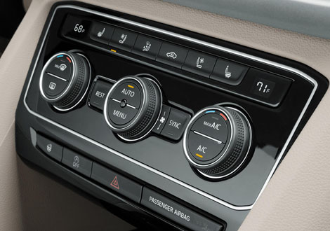 2018 Volkswagen Atlas Interior Gallery Image