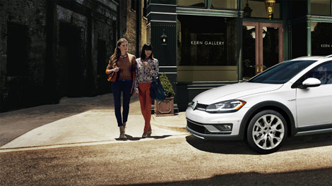 2018 Volkswagen Golf Alltrack Pedestrian Monitoring