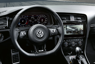 2018 Volkswagen Golf R Driving Mode Selection