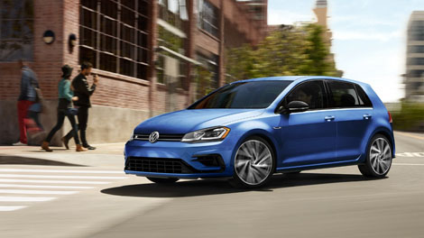 2018 Volkswagen Golf R Pedestrian Monitoring