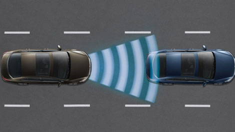 2018 Volkswagen Golf R Front Assist