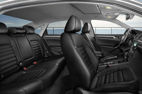 2018 Volkswagen Passat Interior Gallery Image