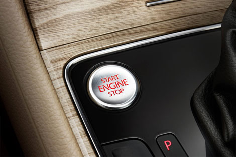2018 Volkswagen Passat Interior Gallery Image