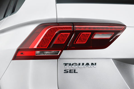 2018 Volkswagen Tiguan Exterior Gallery Image