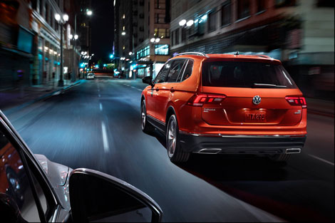 2018 Volkswagen Tiguan Exterior Gallery Image