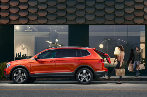 2018 Volkswagen Tiguan Exterior Gallery Image